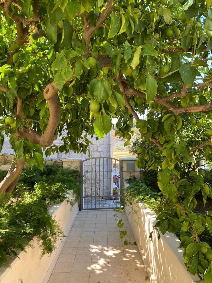 Apartments Barbaresko Λομπάρδα Εξωτερικό φωτογραφία