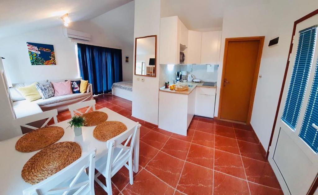 Apartments Barbaresko Λομπάρδα Εξωτερικό φωτογραφία