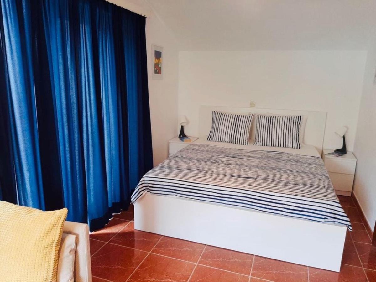 Apartments Barbaresko Λομπάρδα Εξωτερικό φωτογραφία