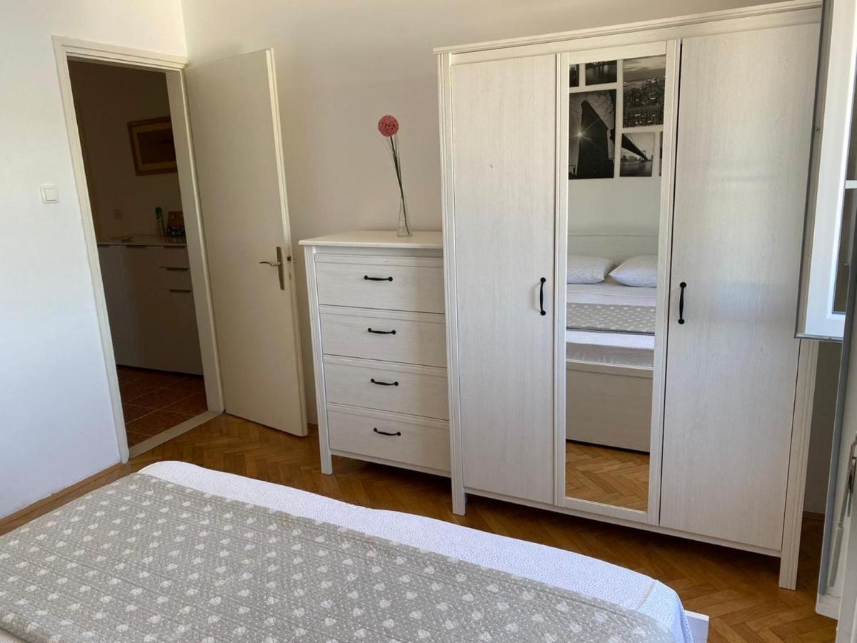 Apartments Barbaresko Λομπάρδα Εξωτερικό φωτογραφία